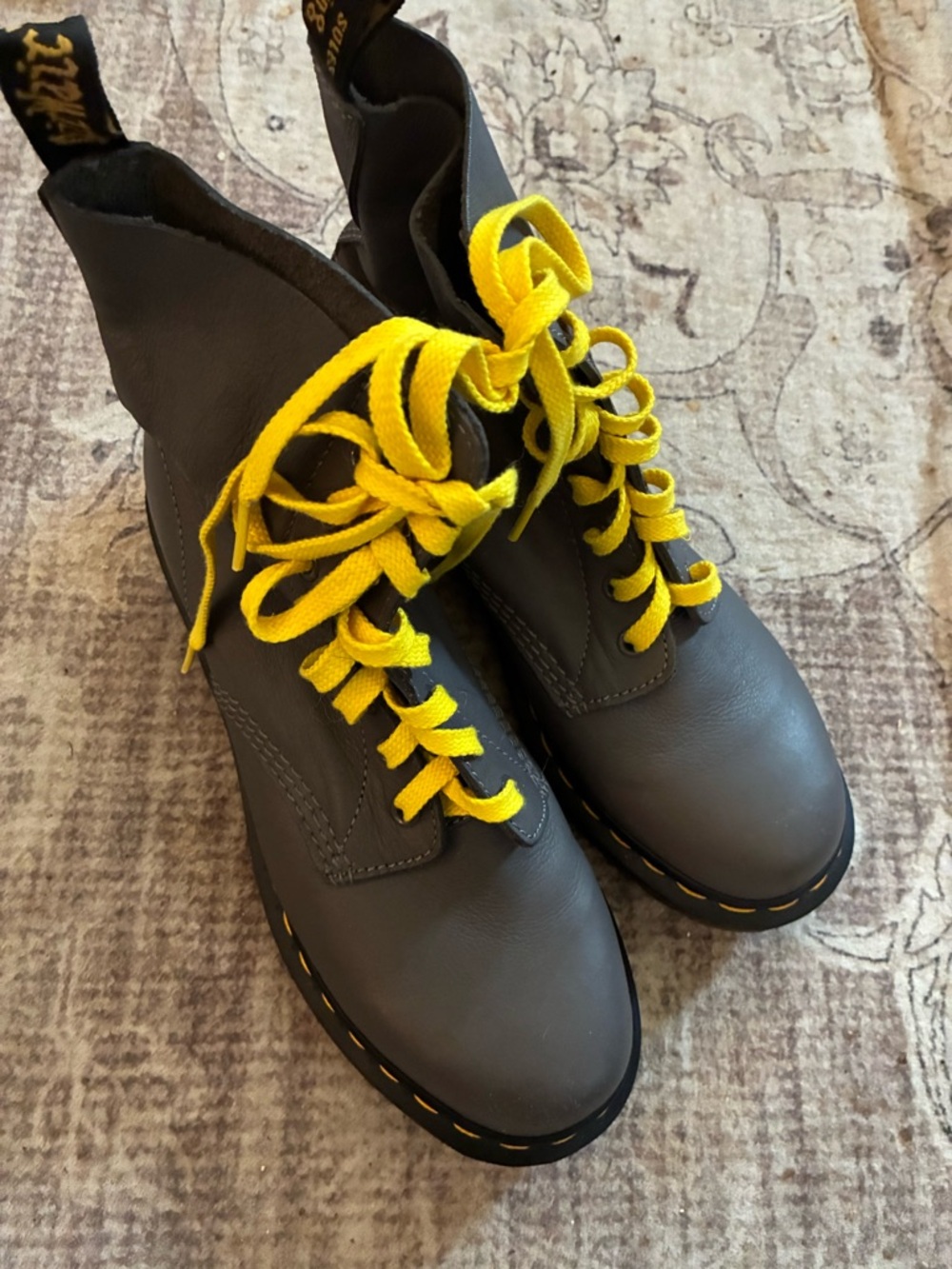 Doc Martens Gray Leather Lace-Up Boots with Yellow Laces Size 41